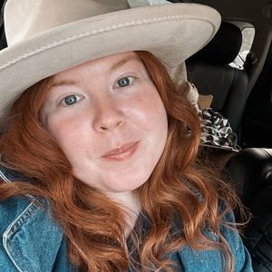 Meet your Posher, Katy